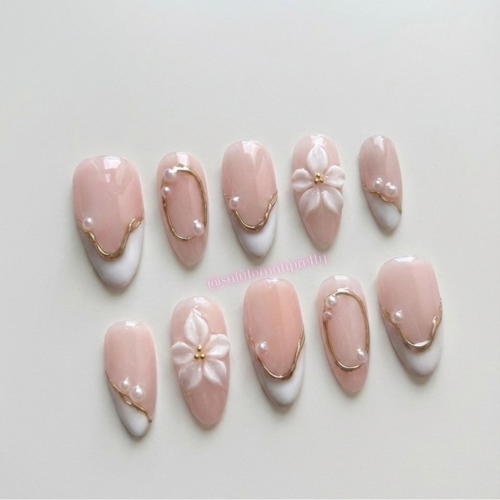Pearl Veil French  | press on nails | Handmade